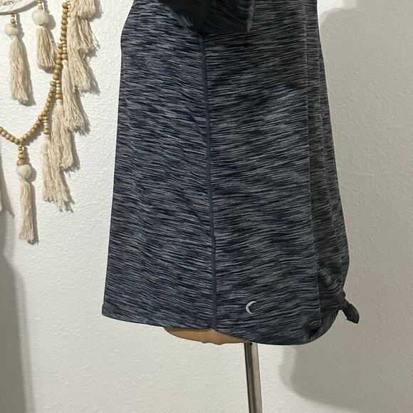 Zyia open back long sleeve - Picture 4 of 7